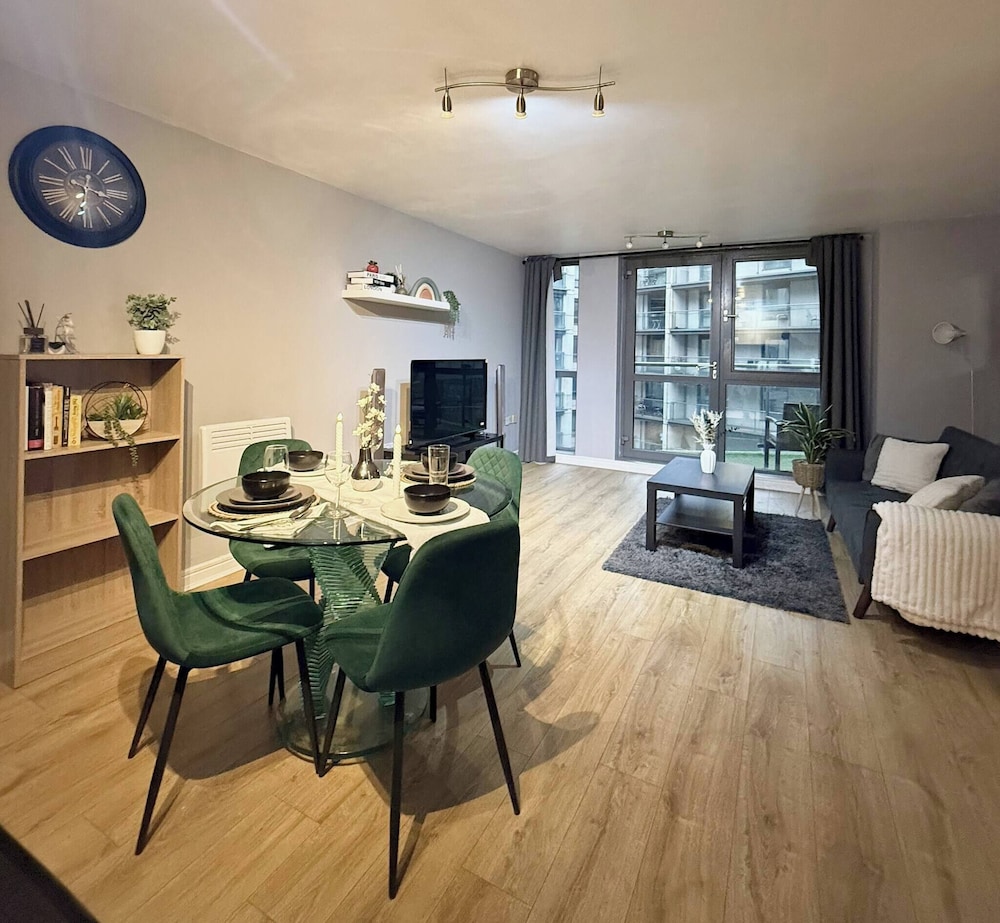 2bed Flat 5 Mins From New Street Free Parking