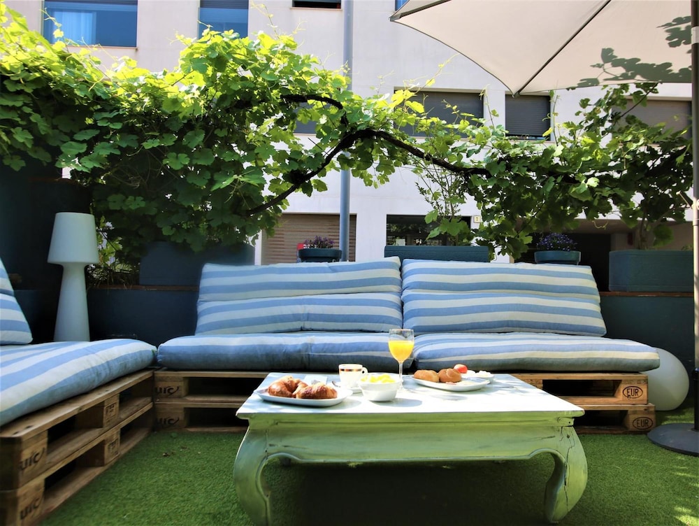Hostel Costa Brava