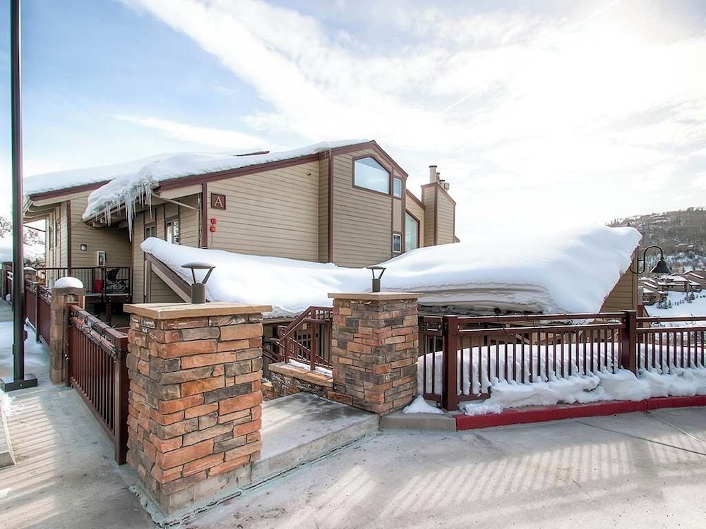 Snowmass Mountain by Snowmass Vacations