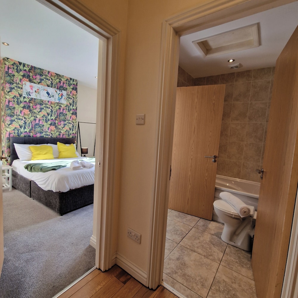 Coventry Retreat - Modern 2 Bed Apartment
