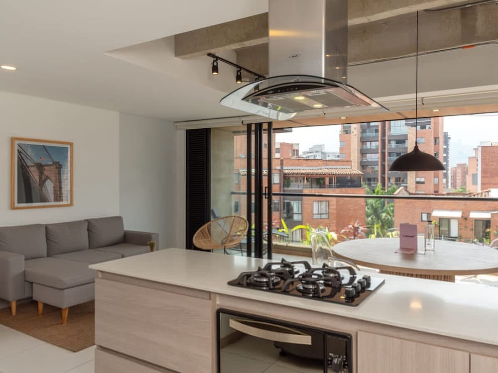 Beautiful 3BR in Laureles Medell n