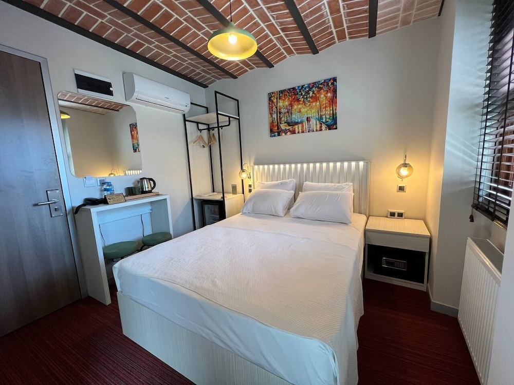 Rafinn Otel - Image 25