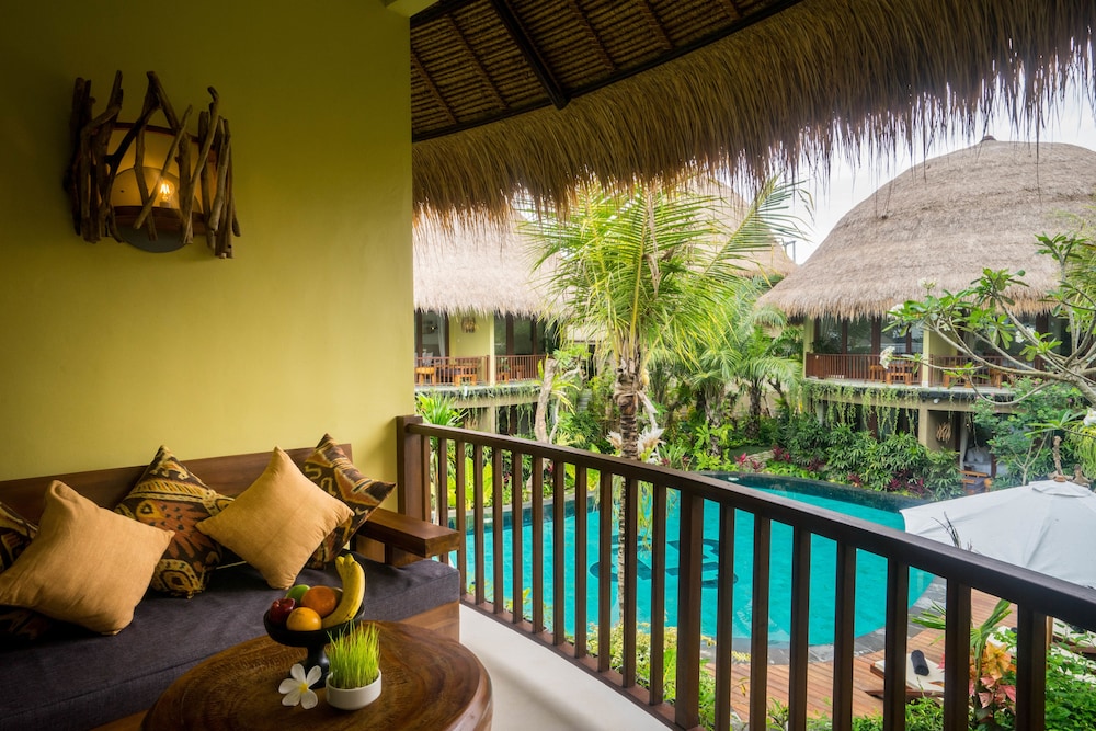 Honai Resort