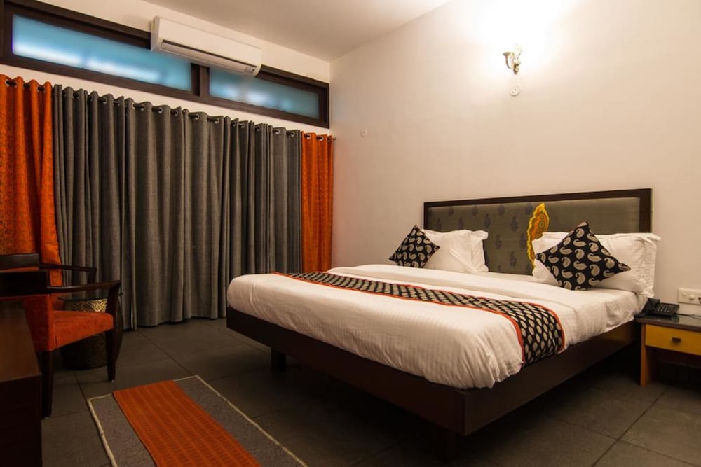The Ten Suites