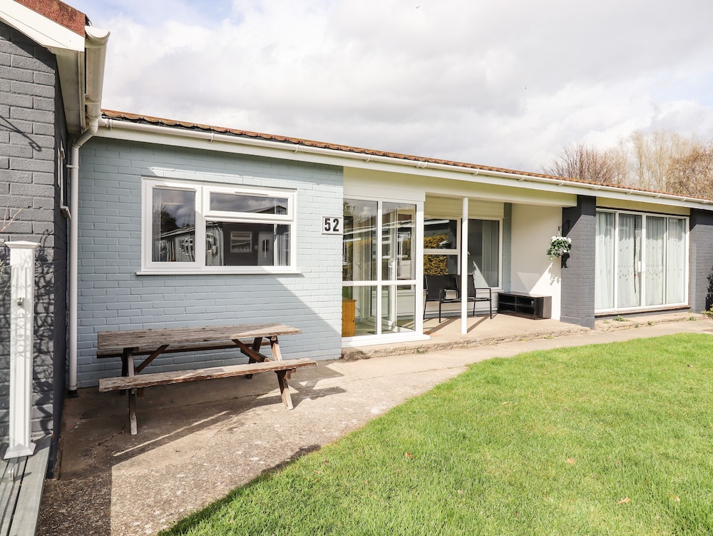 Marsh Bungalow