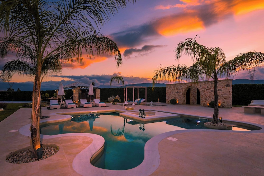 Villa Shangri-la
