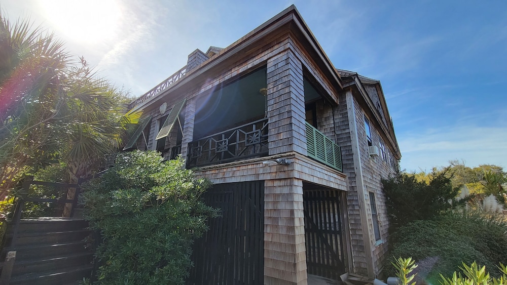 Lollipop II by Tybee Vacation Rentals