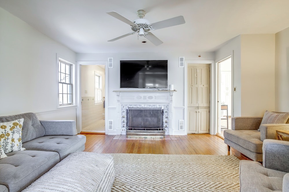 Riverfront Gem w/ Fire Pit in Eden