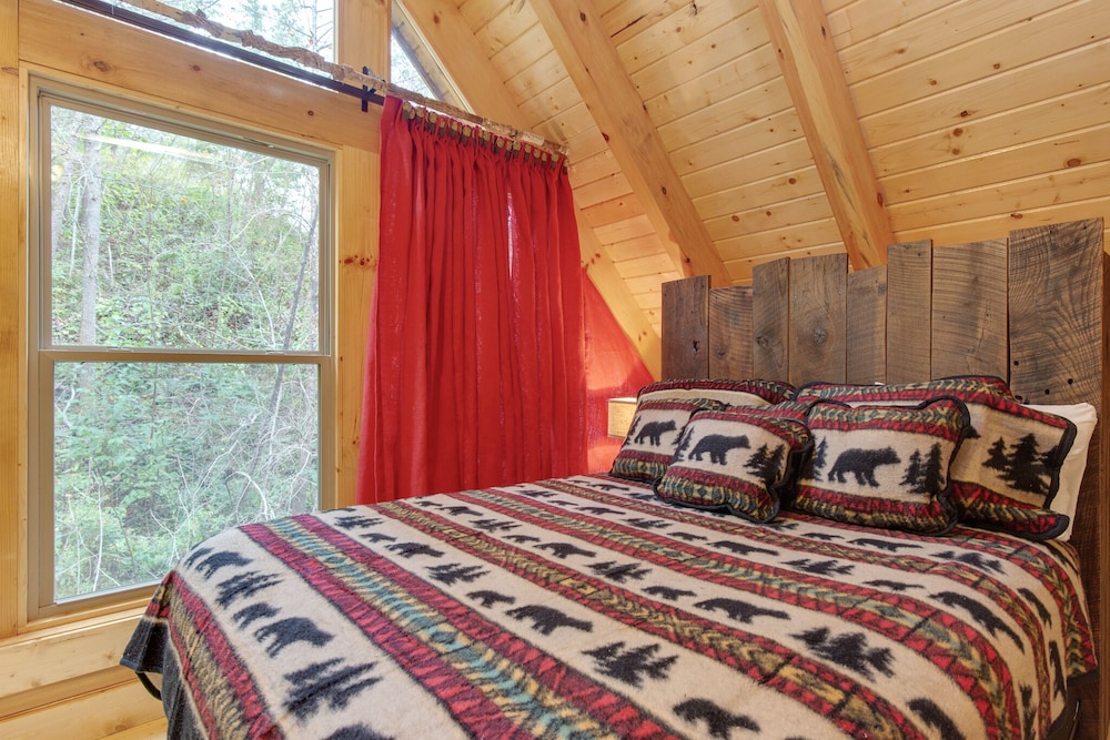 Simply Unforgettable by Jackson Mountain Rentals view 3