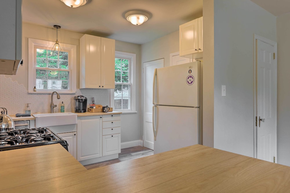 Cincinnati Vacations - Charming Cincinnati Home < 10 Mi to Downtown! - Property Image 19