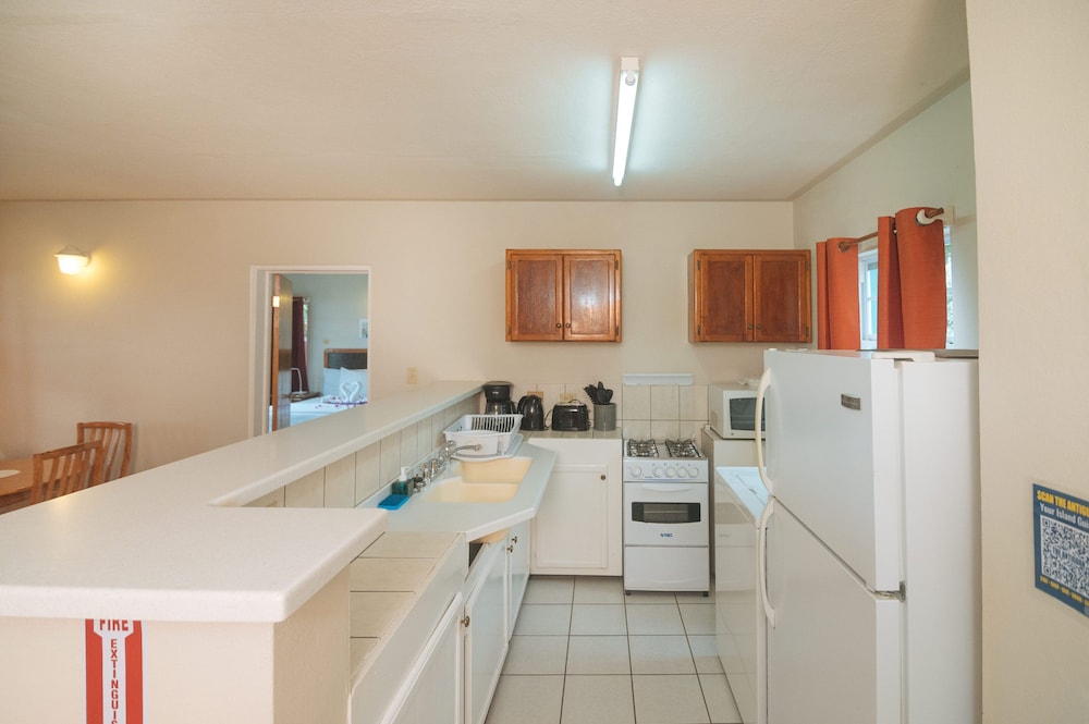 Neem View Apartments Antigua