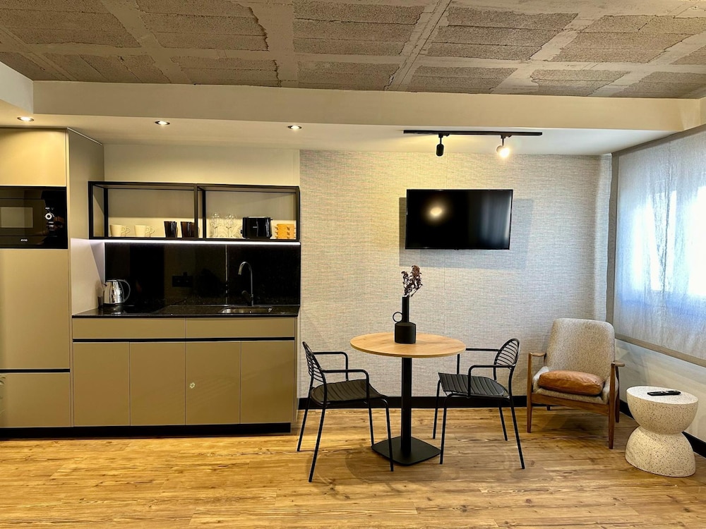 Holidays2Malaga Bubu Apartments