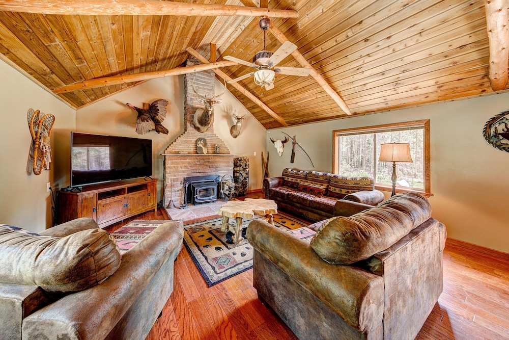 Longs Peak Cabin - Monthly Long-term Vacation Rental 30 Days -- Estes Park 3 Bedroom Cabin by RedAwning - Property Image 36
