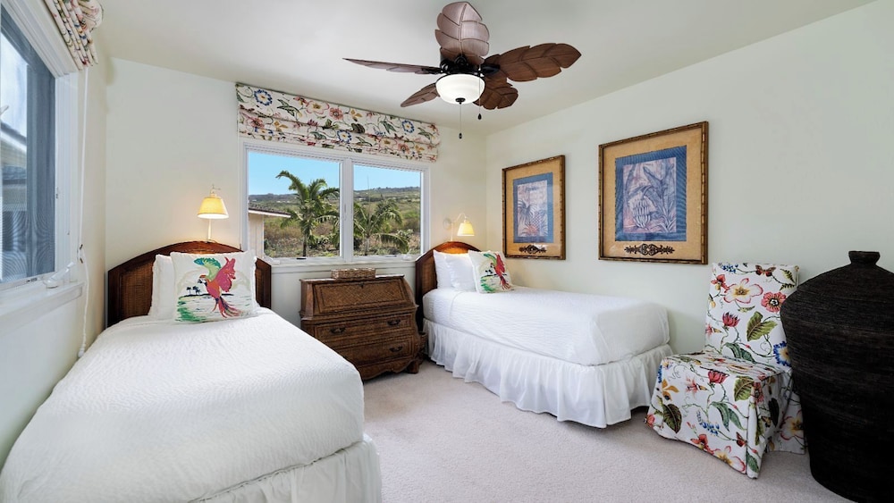 Updated Townhome Ocean View Private BBQ & Lanai - Vrkcv