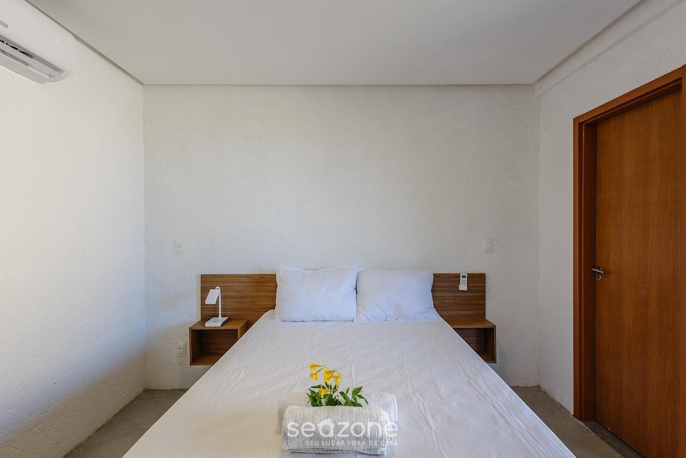 Houses in a Gated Community 100m From Marceneiro Beach - Hvas