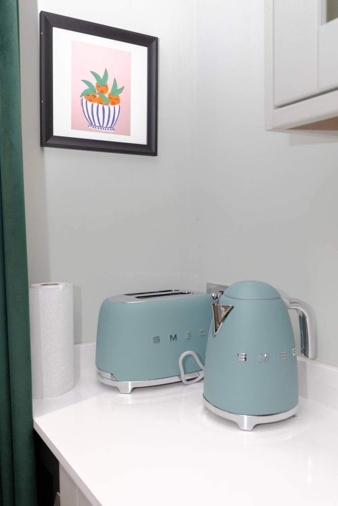 Elegant 1BD Flat in the Heart of Notting Hill!