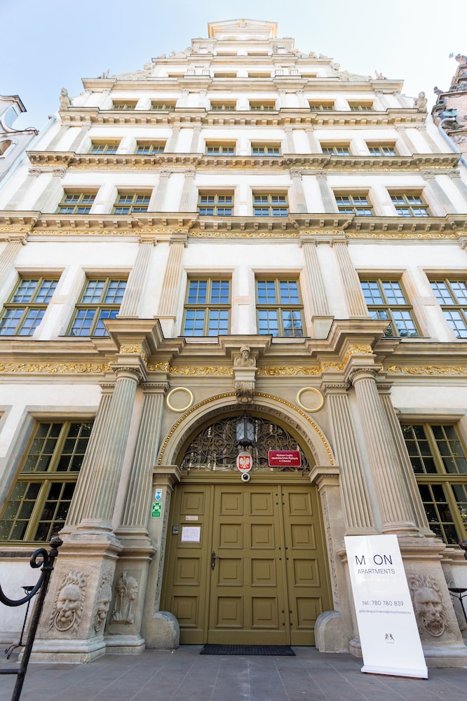 Hotel Moon Apartments Gdańsk - Image 1