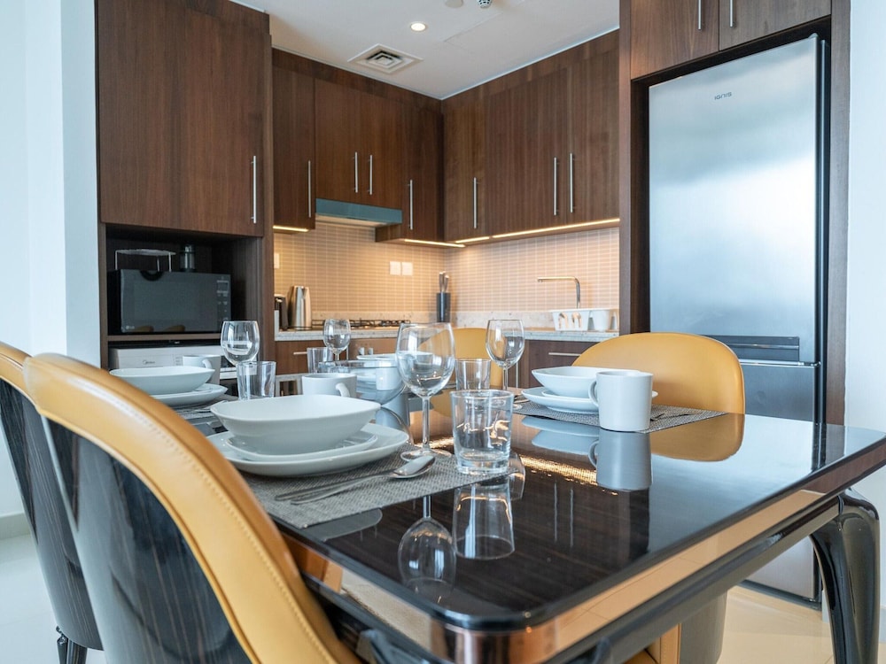 1BR Dlx City View Near Dubai Mall by Belvilla
