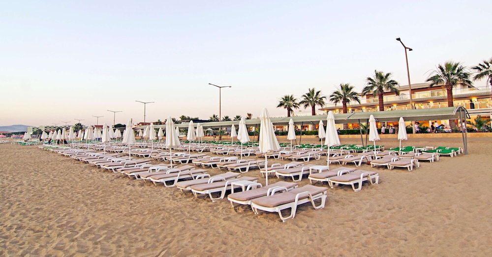 Palm Wings Beach Resort & Spa Kusadasi- All Inclusive