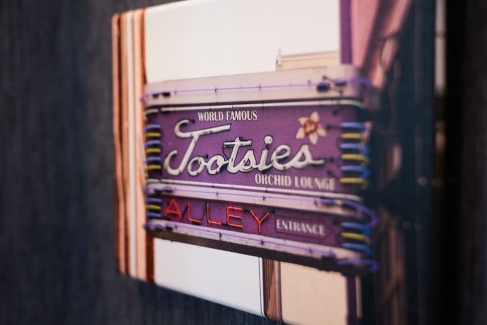 Nashville Notes - Sleeps 8 - Mins to Broadway!