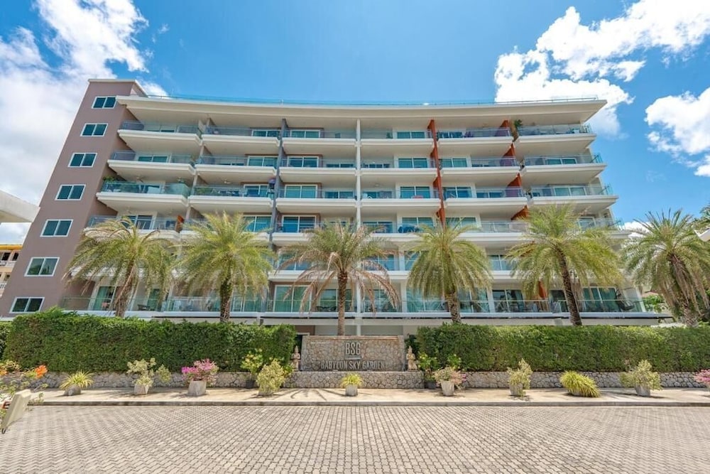 1BR Rooftop Pool Ocean View C189