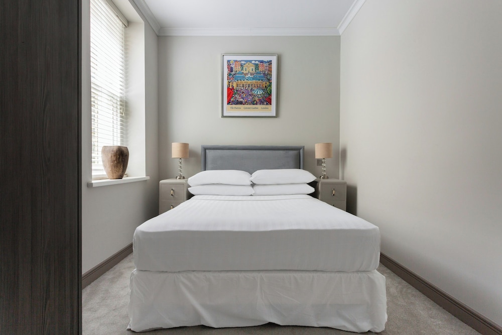 Red Lion Square by Onefinestay