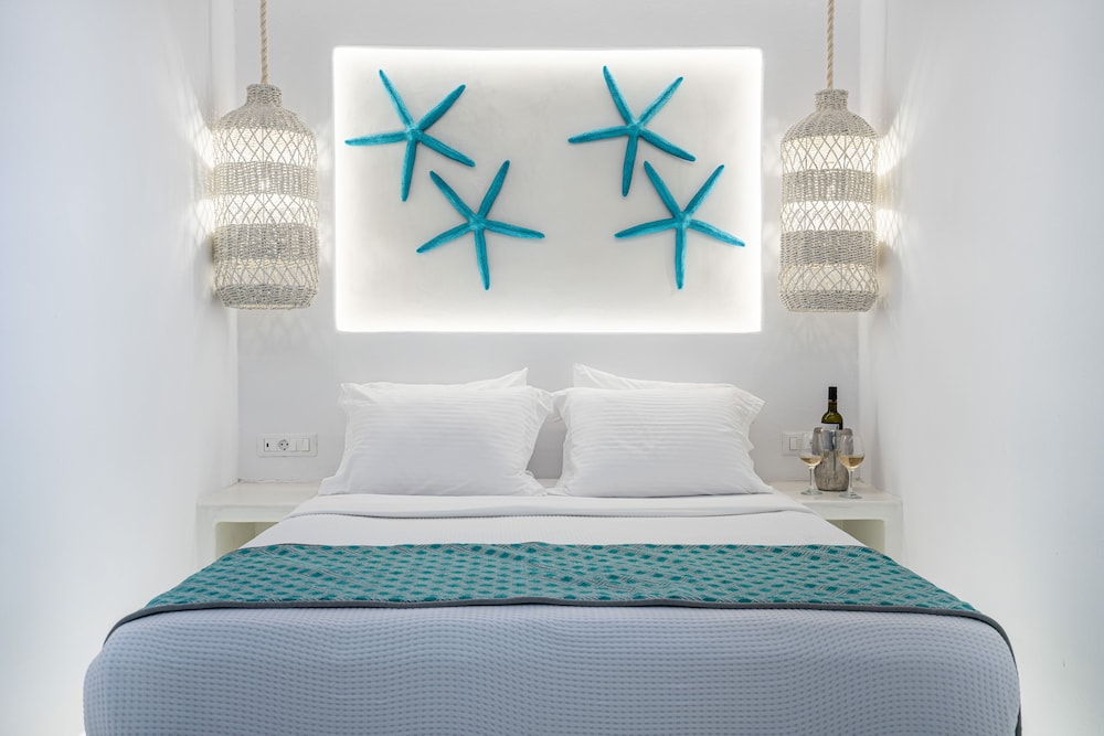 Oia Sunset Villas