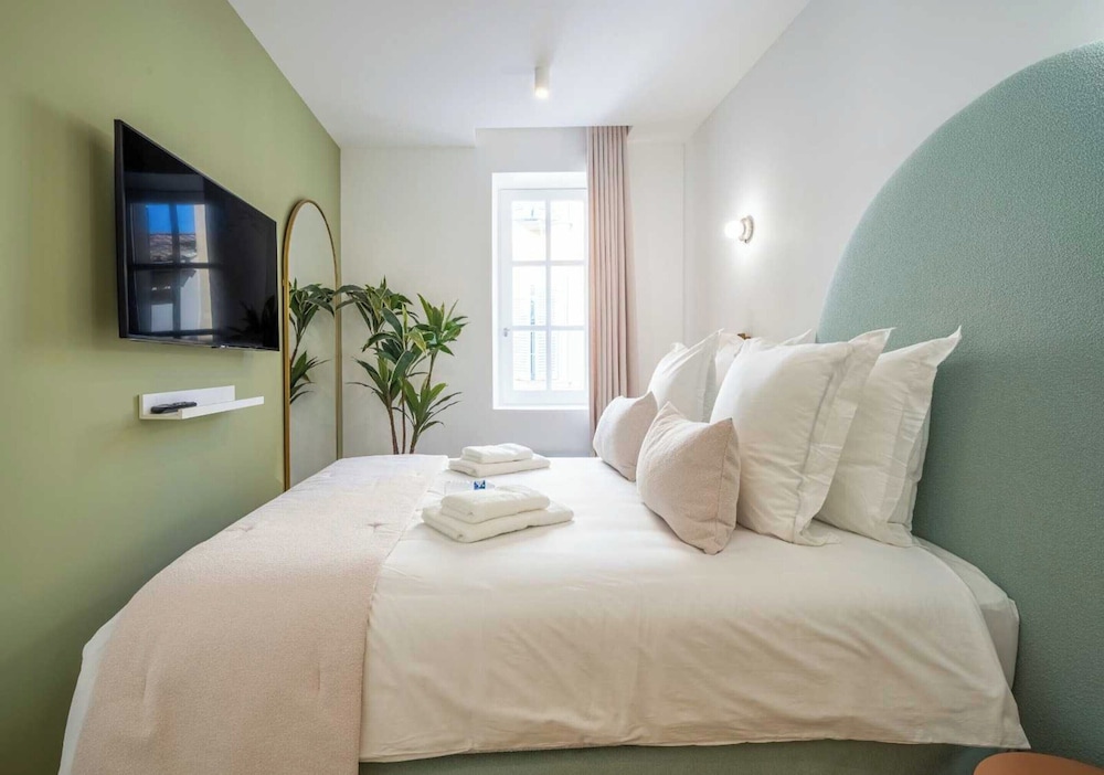 Cosy 2bdr Flat - Hyper Centre St Tropez view 2