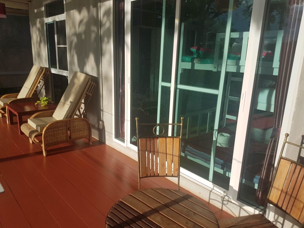 Nan De Panna Riverside Homestay