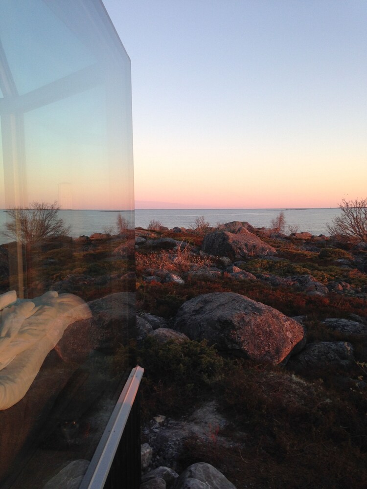 Kalle's Inn Glass Houses
