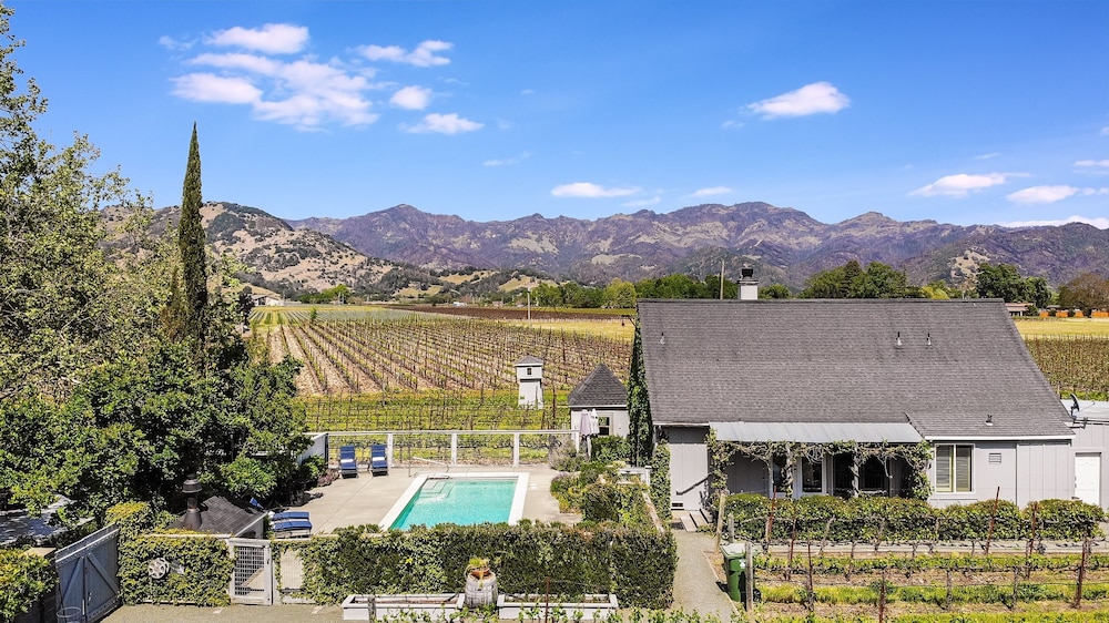 Villa in French Chateau Estate in Napa Valley