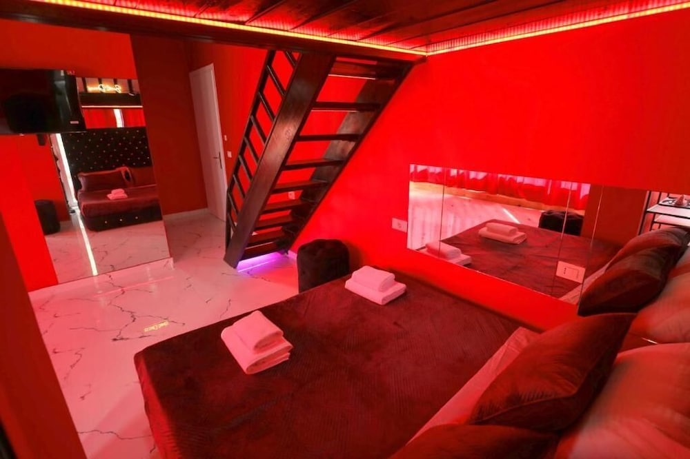 Romance Apartment