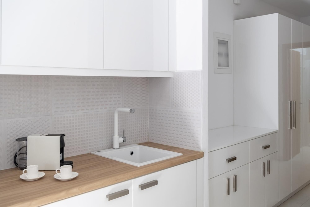 Parikia s Cosy Jewel