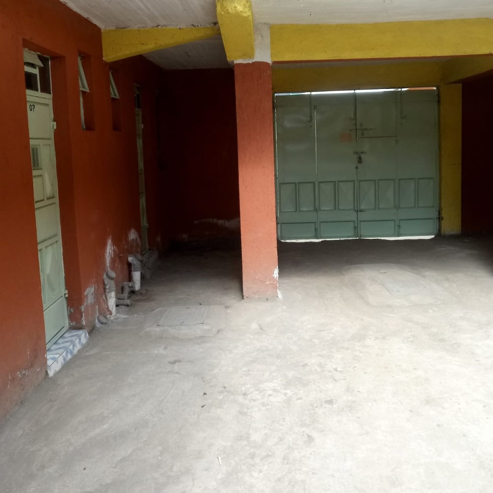 Qwetu Guest House