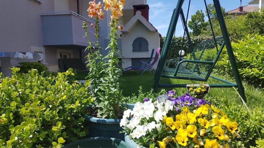 Apartments Milic