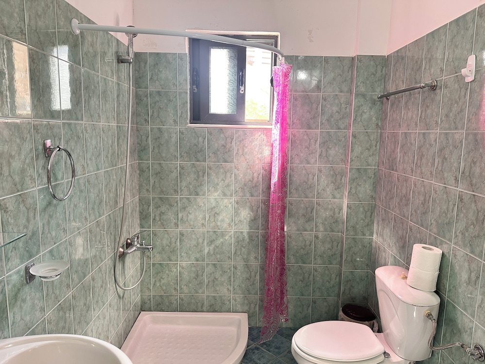 Apartments Meleqi