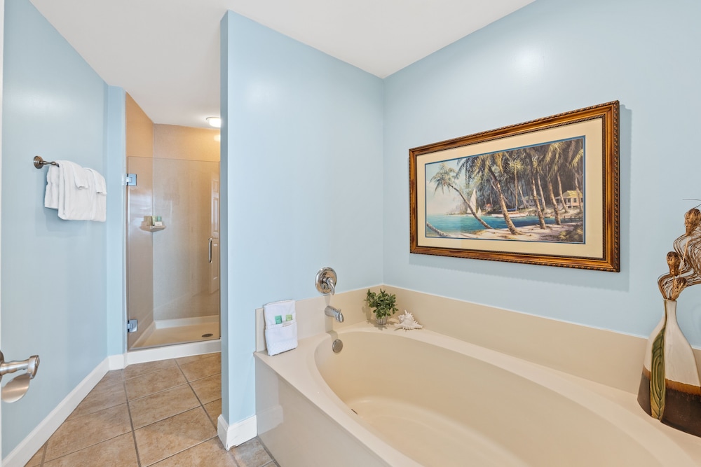 Boardwalk Beach Resort by Book That Condo