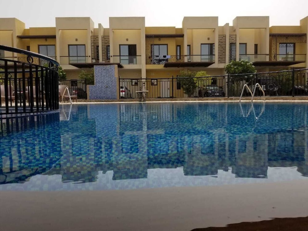 Dubai- 1bhk Villa Townhouse