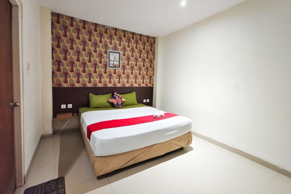 TwoSpaces Living at Kutisari Residence