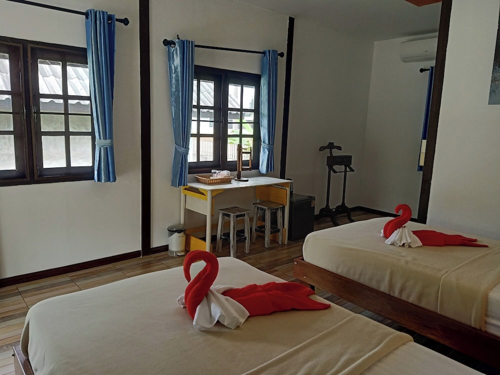 The Forest Hill Cafe & Homestay