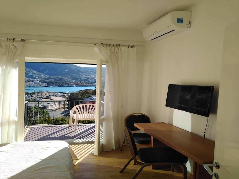 Eurotel 406 en Rapallo — hotel room