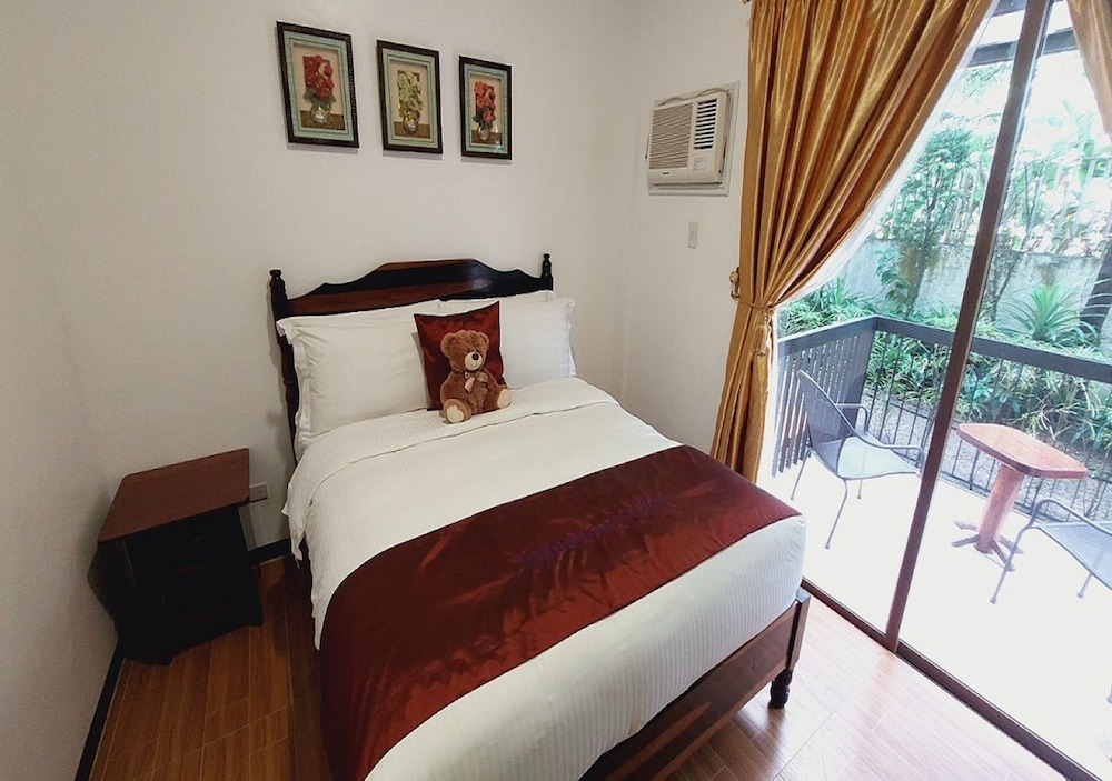Doublegem Beach Resort and Hotel