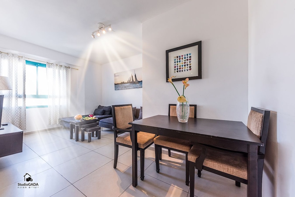 Sea of Galilee 2BR Apt by the Promenade