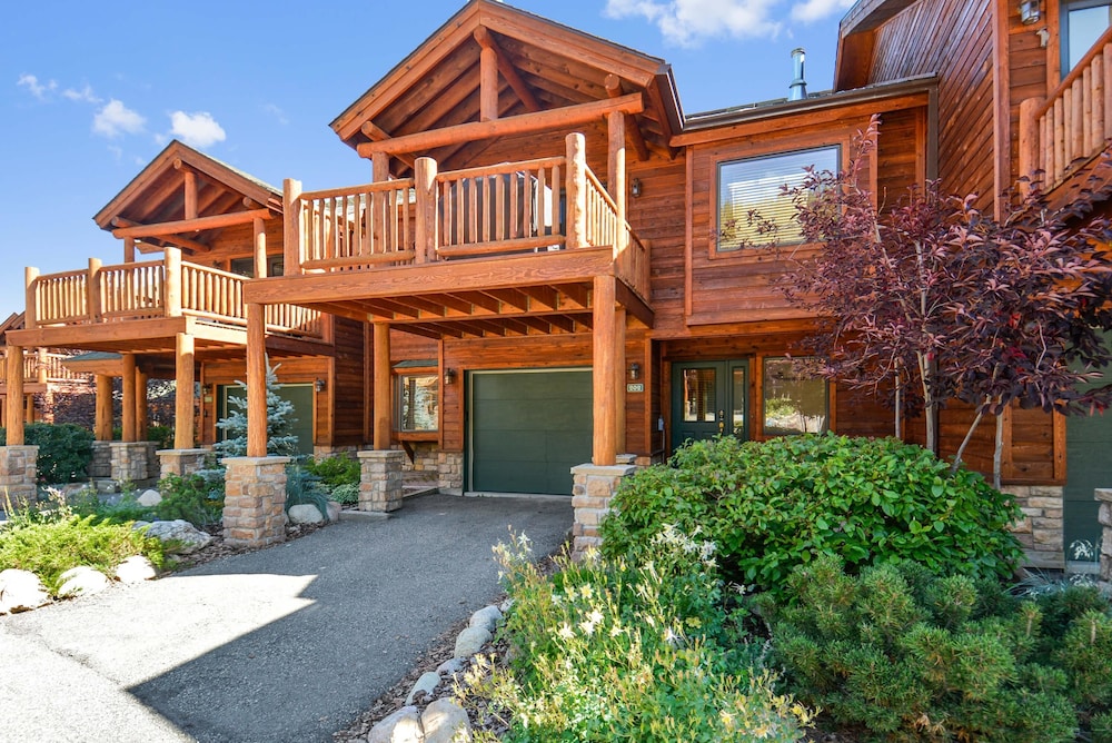 Slopeside 202 3 Bedroom Holiday Home by Winter Park Lodging Company
