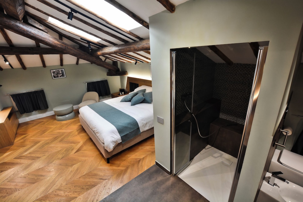 Corte Sospesa Guest House & Spa