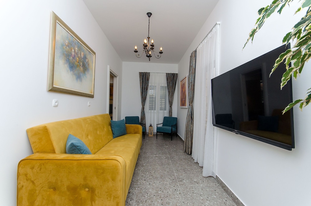 Apartment Lapis photo 2