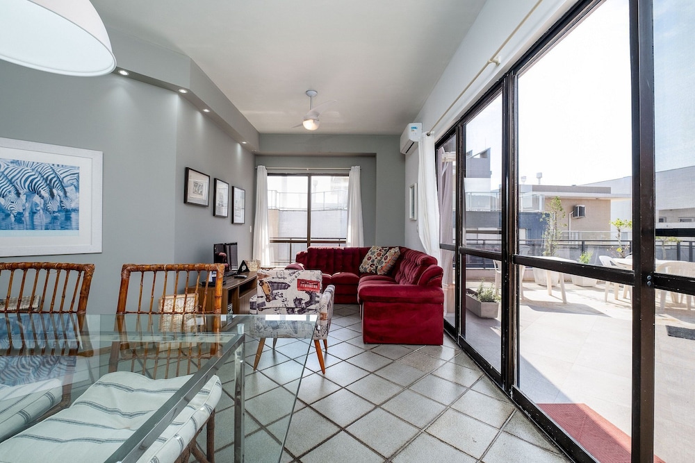 Beira-sea Condominium in Ingleses Norte - POR