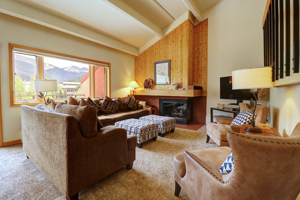 SkyRun - Copper Mountain Resort Vacation Condos