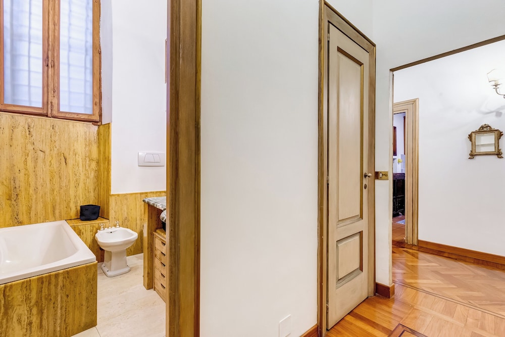 Historical Apartment near Piazza Navona