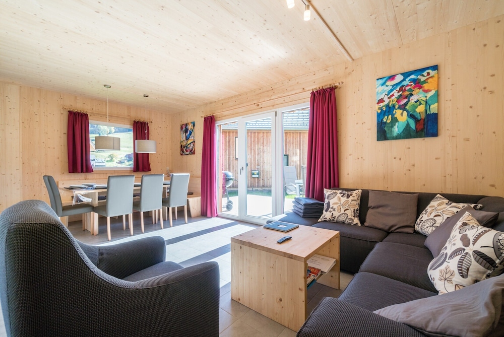 Amazing Chalet With Sauna